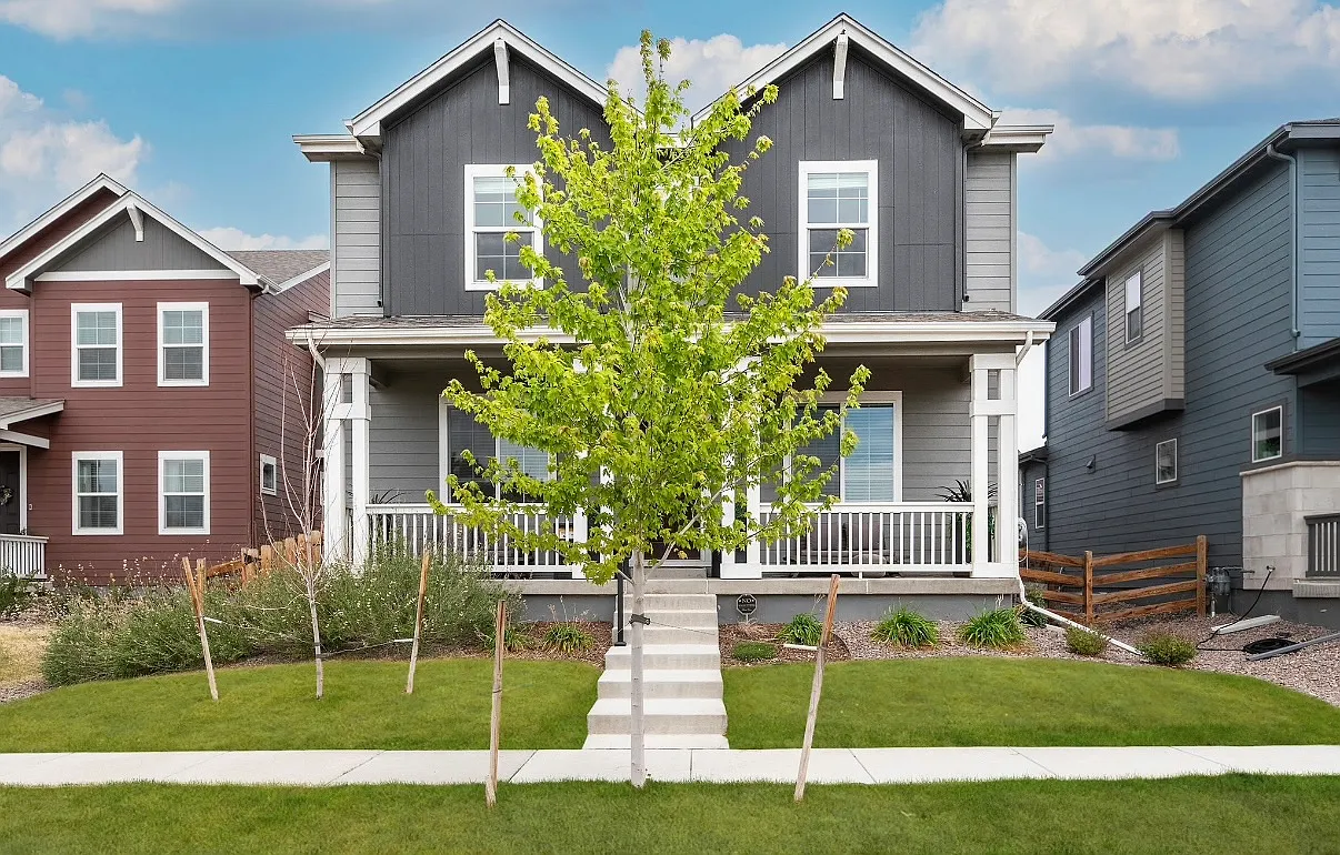 4 bed, 2641 sqft, $3,610 — Photo 1