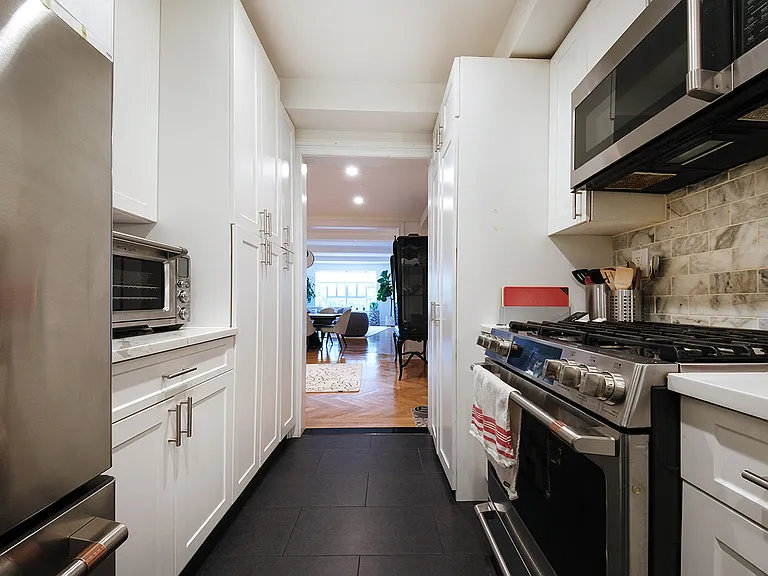 275 Central Park W #2C — Photo 12