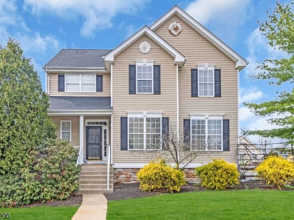 1 Green Hill Rd, Mount Olive Twp., NJ 07840
