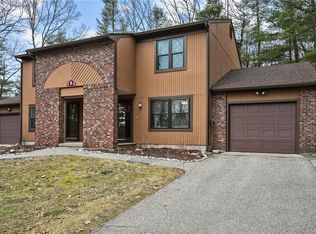 8 Pheasant Run #B, Smithfield, RI 02917