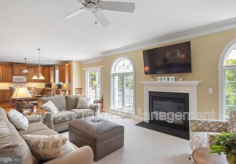 155 Harrogate Dr — Photo 17