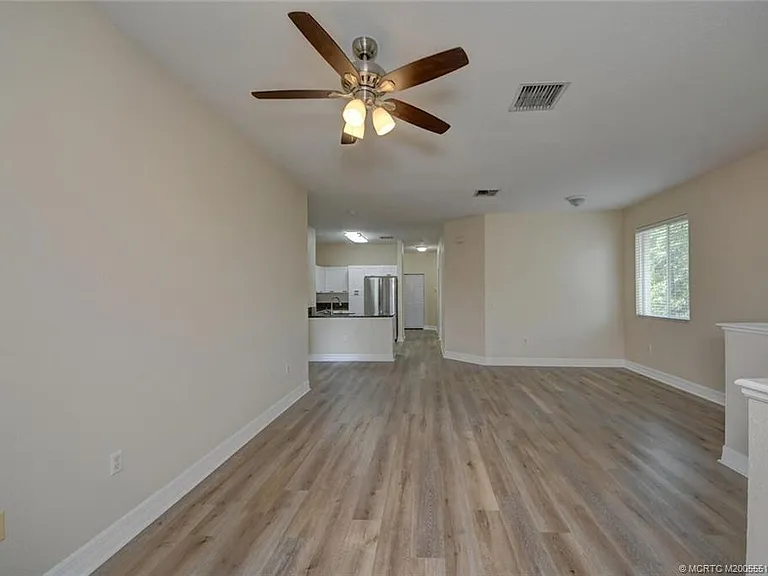44 SE Sedona Cir #201 — Photo 8