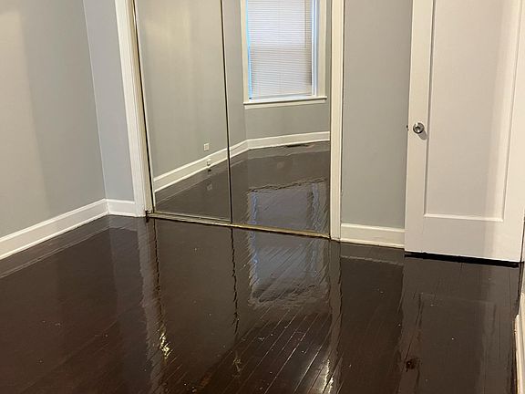 5th image of 7643 S Kingston Ave Unit 1