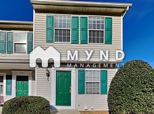 521 Lex Dr, Charlotte, NC 28262