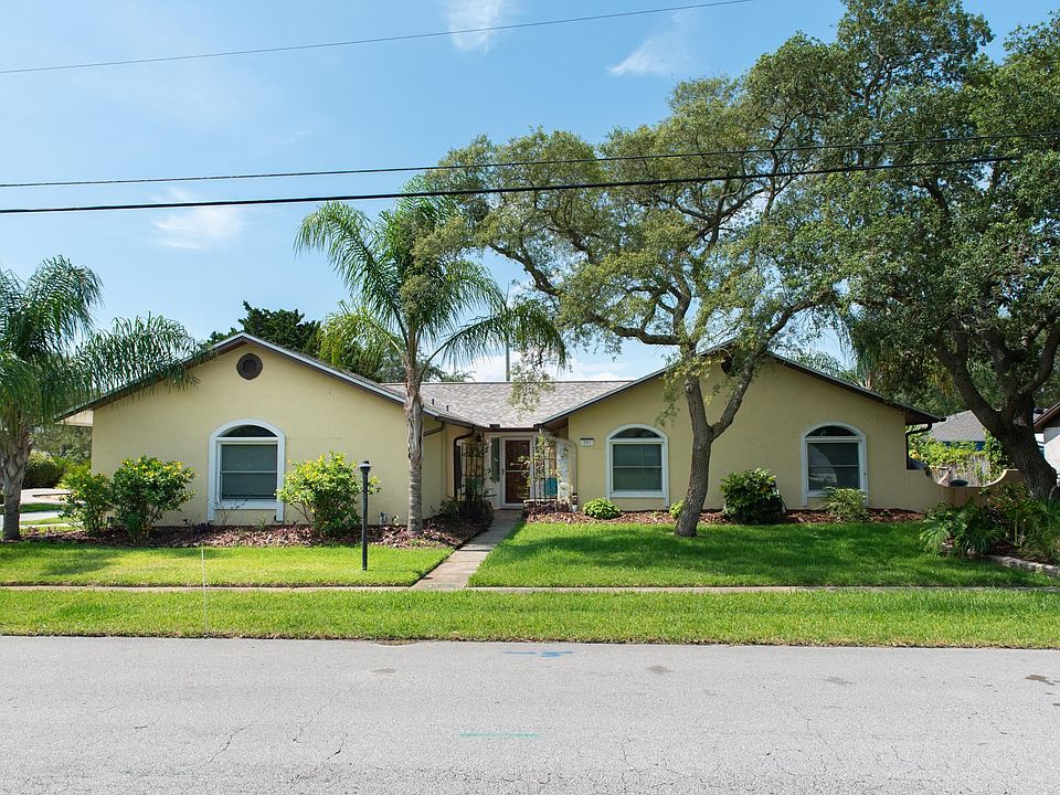 1st image of 301 Trade Wind Ln