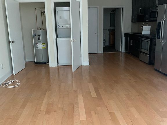 3rd image of 1612 South St #1