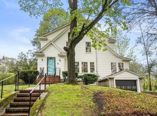 9 Oakwood Rd, Newton, MA 02466