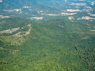 Caves Camp Rd, Williams, OR 97544