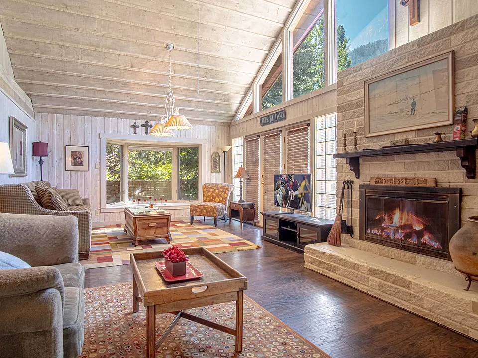 409 Bald Mountain Rd