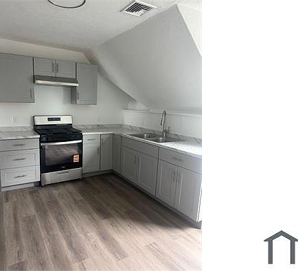 1st image of 70 Arlington St #3