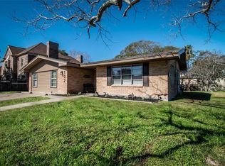 102 Aberdeen Ave, Corpus Christi, TX 78411