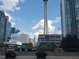 111 Bathurst St #1612, Toronto, ON M5V0M9