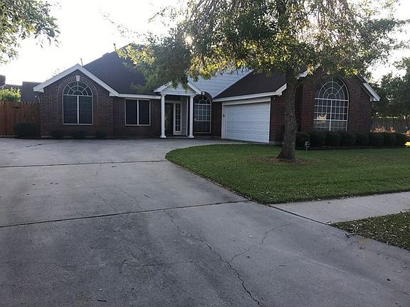 5th image of 310 Willowbend Dr