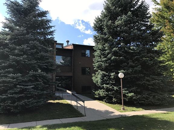 2nd image of 2517 Jensen Ave Unit 338