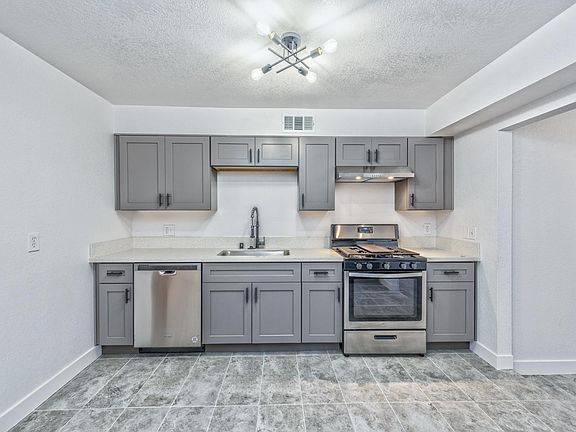 4th image of 3947 Visby Ln