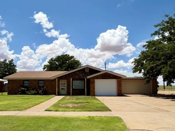 1207 Avenue M, Seagraves, TX 79359