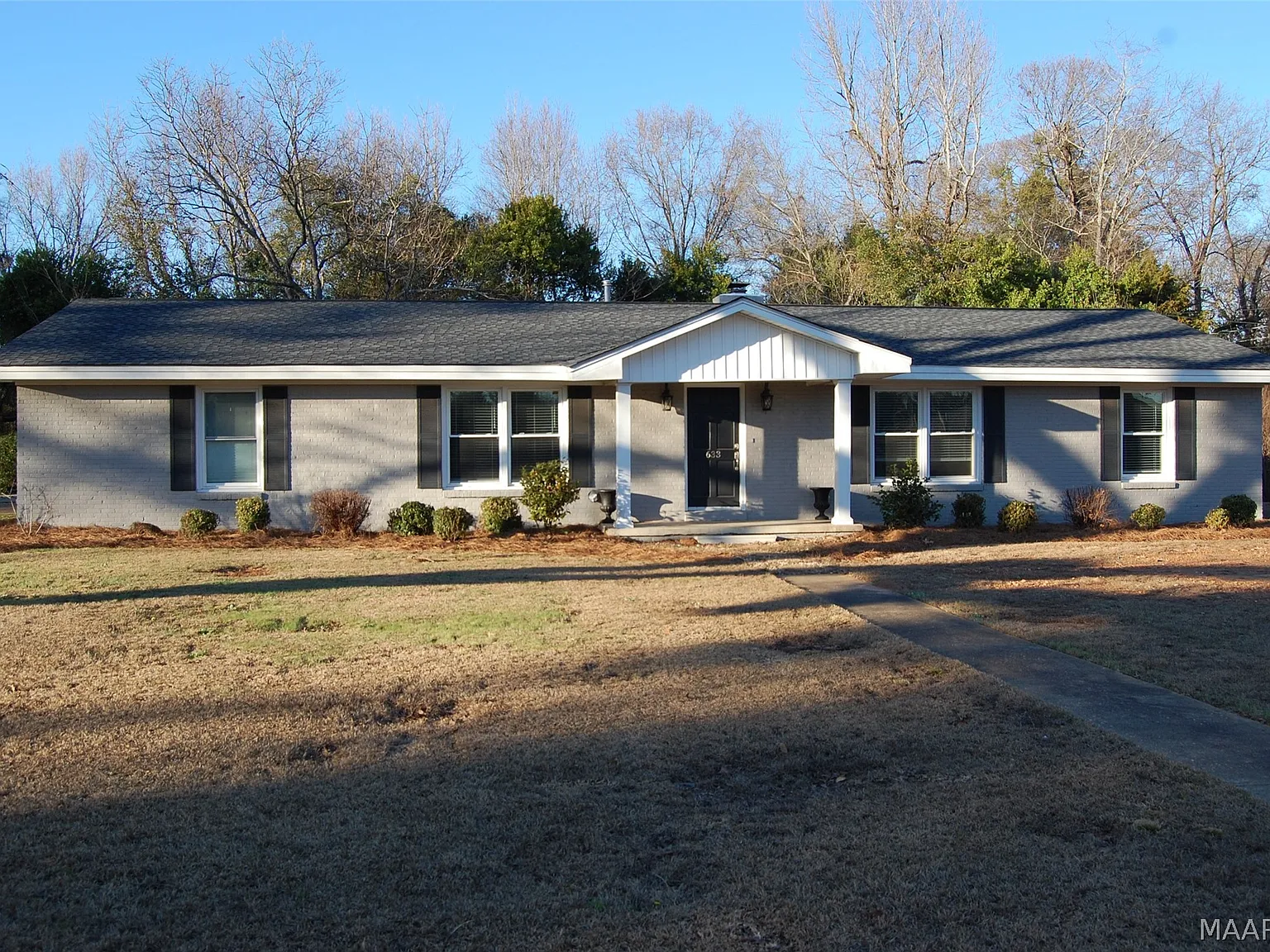 4 bed, 2.0 bath, 2161 sqft, $1,650 — Photo 1