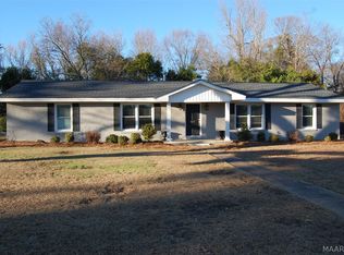 633 Wetumpka St, Prattville, AL 36067