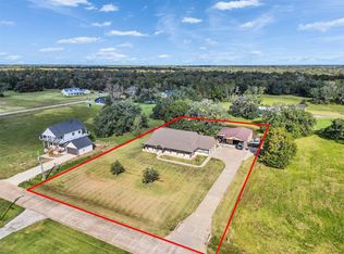 155 Horse Shoe Trl, Angleton, TX 77515