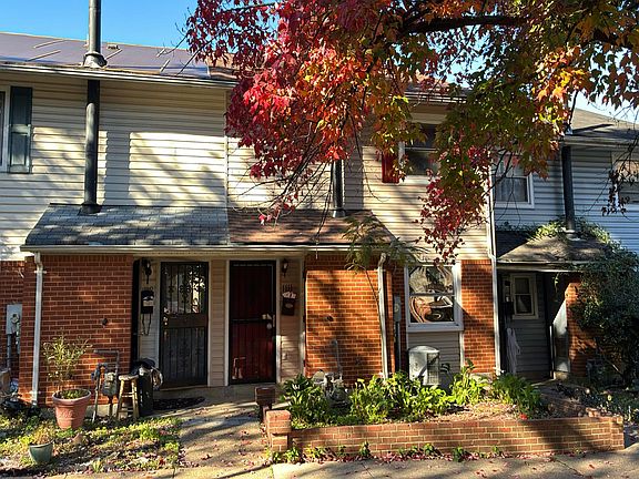 3rd image of 1109 Marcy Ave