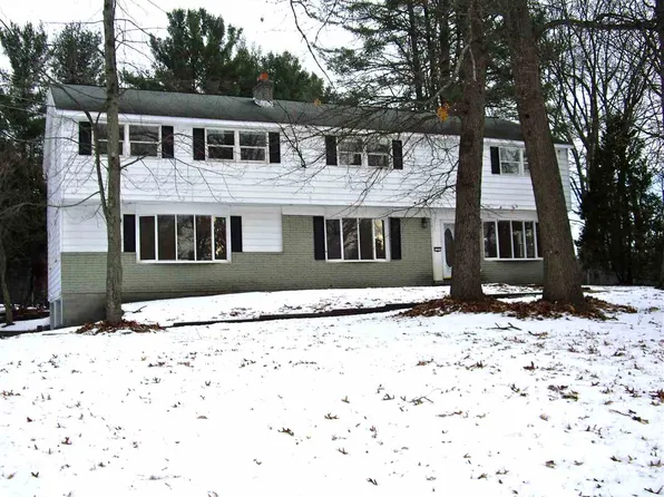 1 Northeast Ln, Ballston Lake, NY 12019