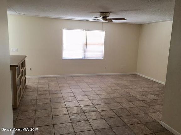 4th image of 594 Dijon Dr