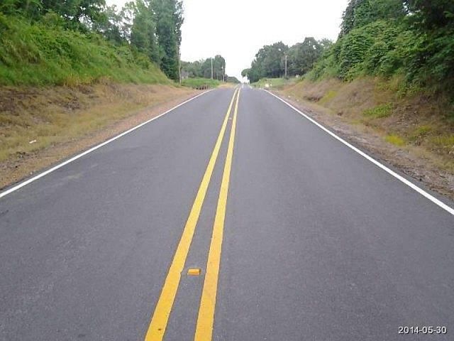 2nd image of 2079 Nesbit Rd
