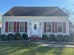 1308 Calla Dr, Clarksville, IN 47129