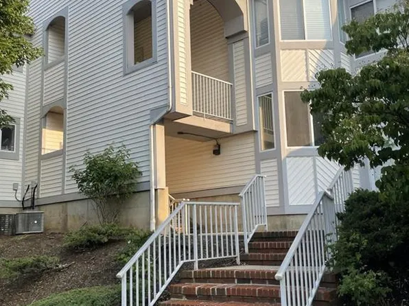 1406 Sabrina Ln, Piscataway, NJ 08854