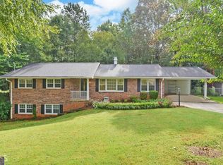 230 Pine Valley Dr, Toccoa, GA 30577