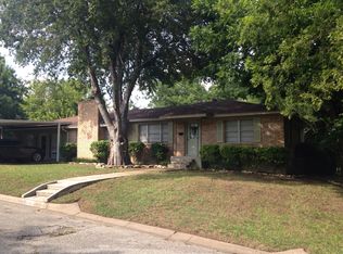 409 N Avenue R, Clifton, TX 76634