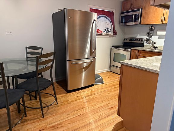 4th image of 9513 Kelvin Ln APT 2111