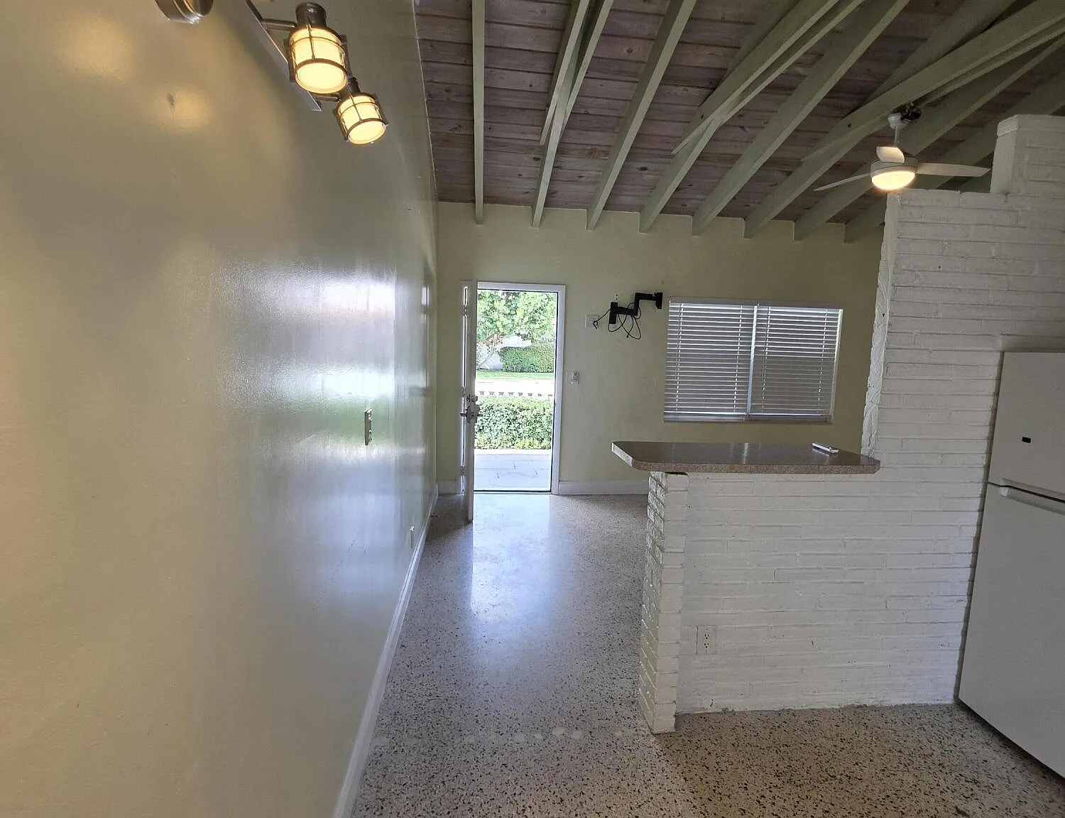 1 bed, 1.0 bath, 550 sqft, $2,180 — Photo 3