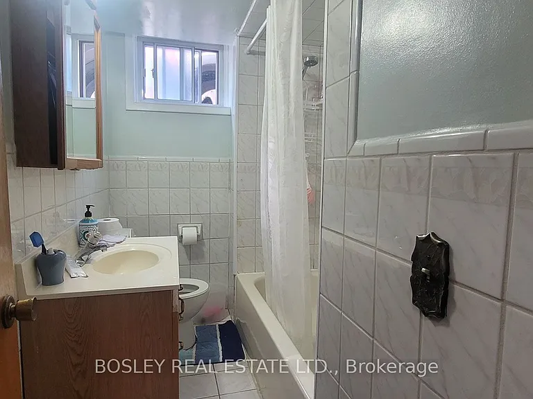 50 Hathway Dr #BASEMENT — Photo 16