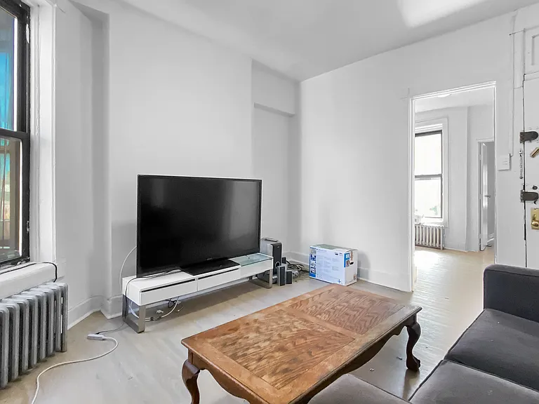 169 E 105th St #10 — Photo 8