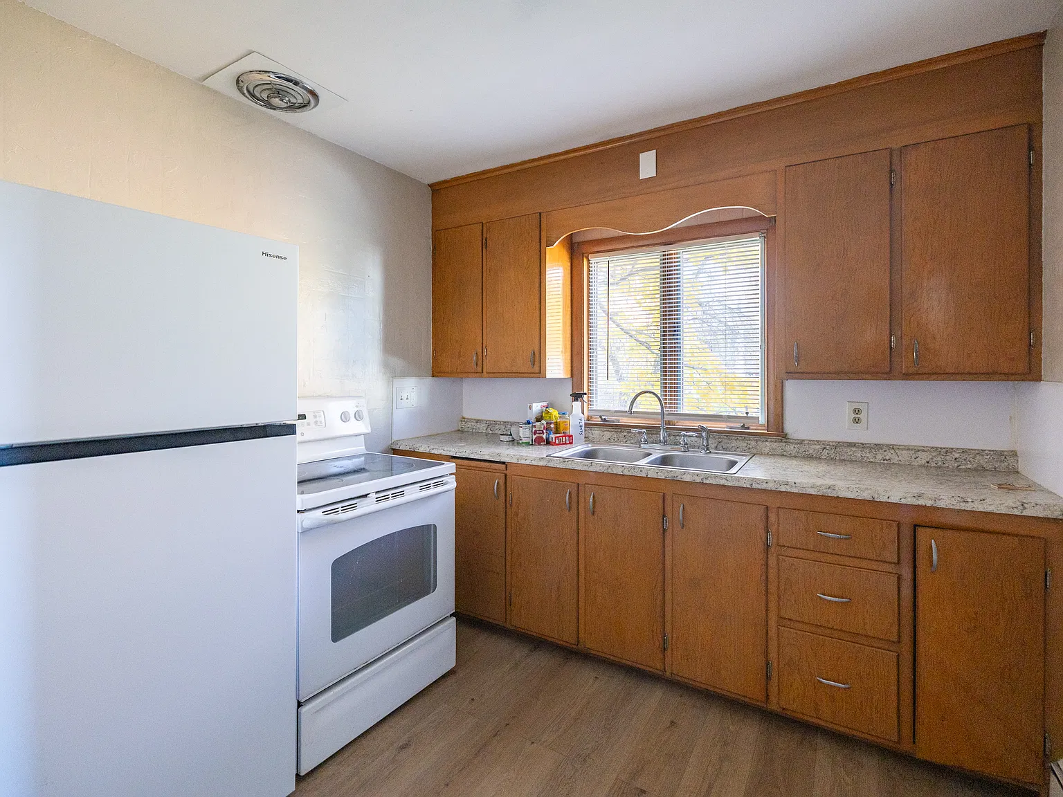 1 bed, $1,050 — Photo 1