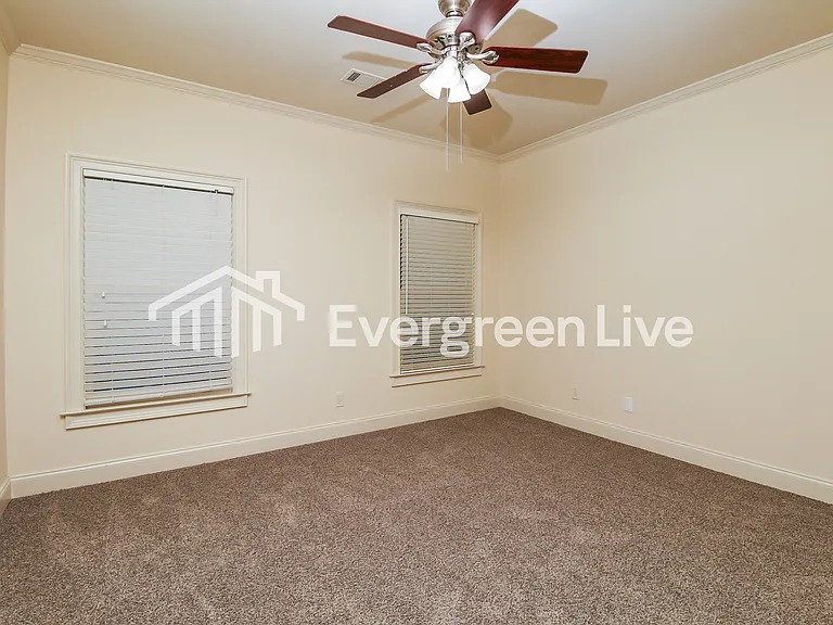 533 Wynn Rd — Photo 11