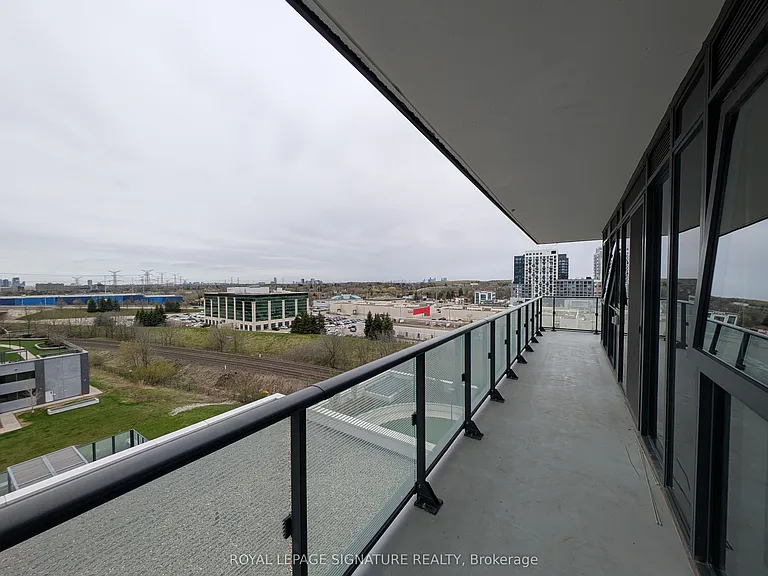 95 Oneida Cres #710 — Photo 18