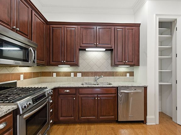 5th image of 4120 Ridgefield Drive 203