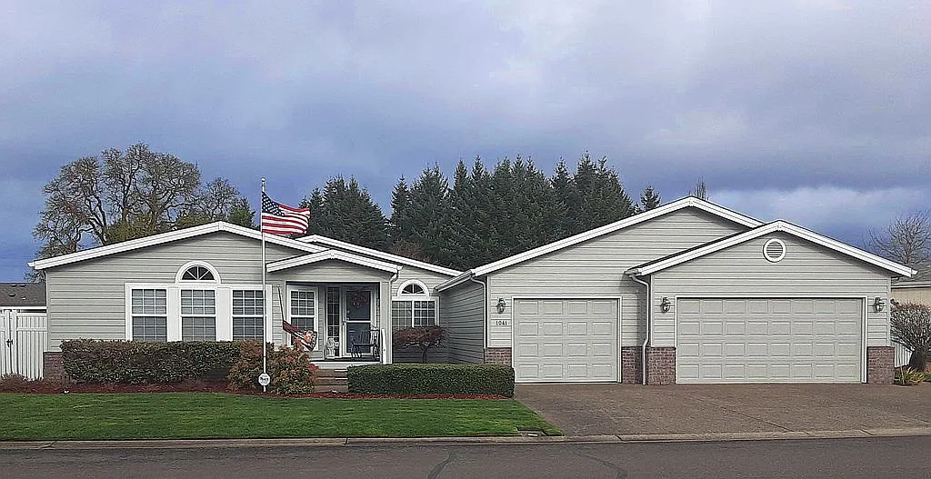 1041 Midland Brg photo 1