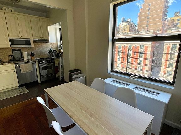 2nd image of 2350 Broadway #615A