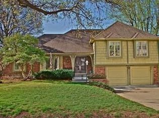 6011 W 90th Ter, Overland Park, KS 66207