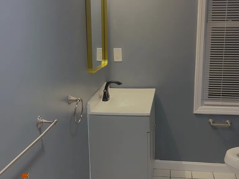 231 Cohannet St — Photo 2