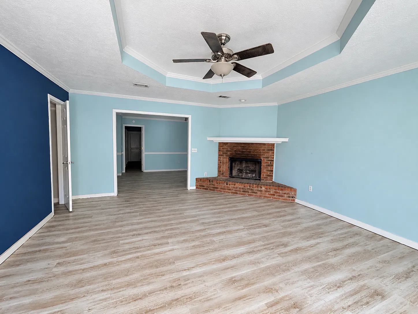 3 bed, 1379 sqft, $1,700 — Photo 2