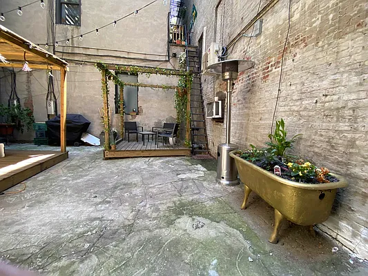 Rented by Best Apartments North Inc | media 31