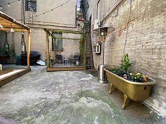 Rented by Best Apartments North Inc