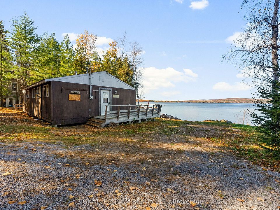 1st image of 368B Rocky Point Dr