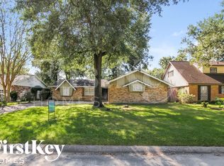 13322 Oak Leaf Ln, Houston, TX 77015