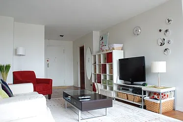 Rented by BSRG Realty