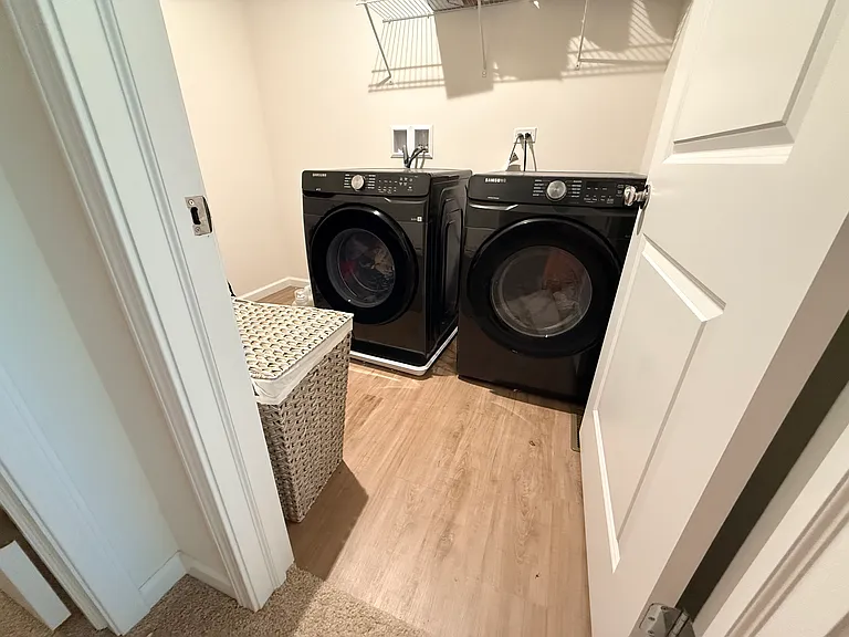 2984 Stonecrop Dr — Photo 23